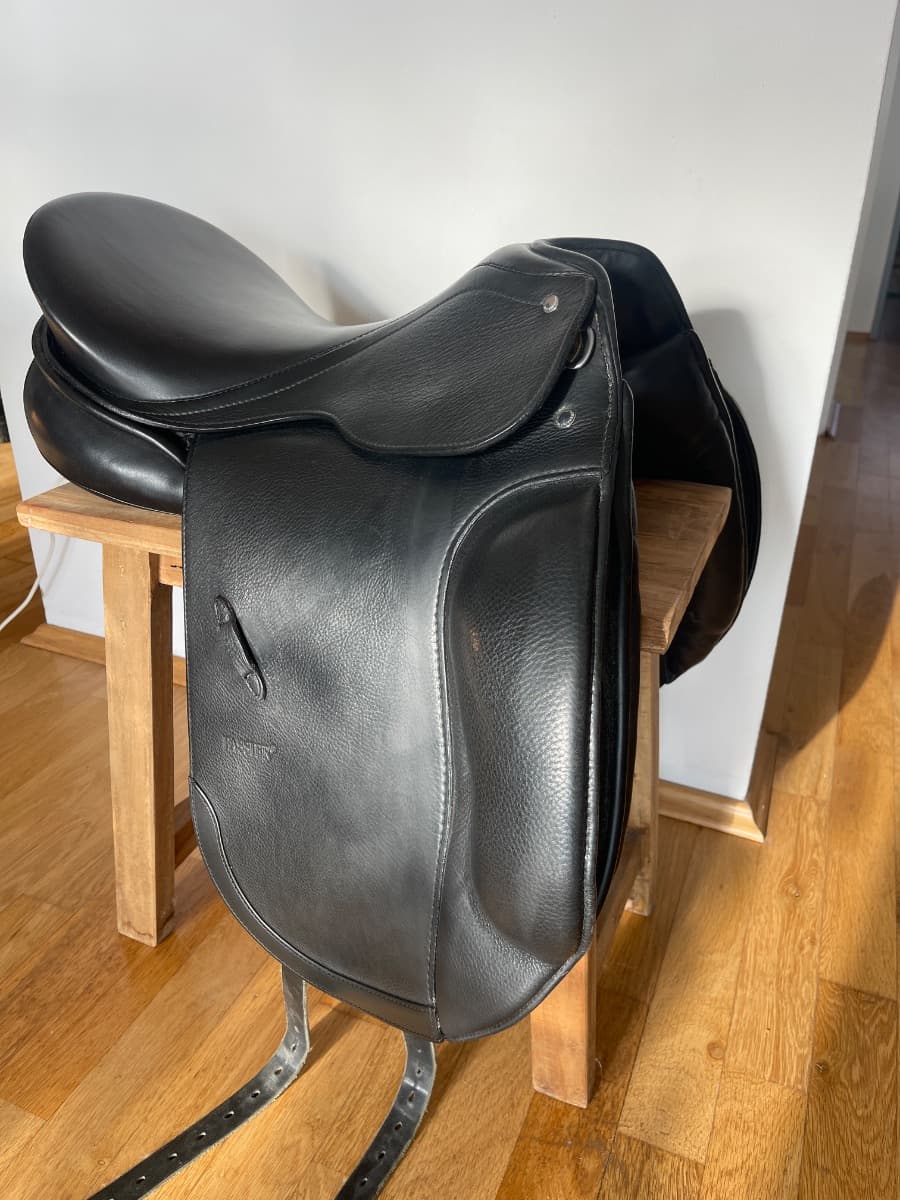 Passier Dressursattel Corona 2 17' – Vorschau 2