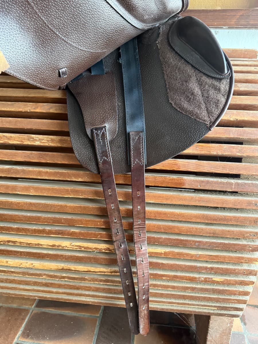 Cobra Springsattel Courage 17,5' – Vorschau 7