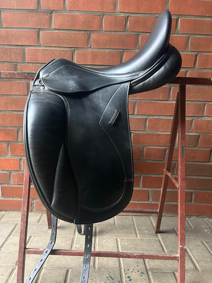 Kentaur Dressursattel Afrodité 18' – Vorschau 2