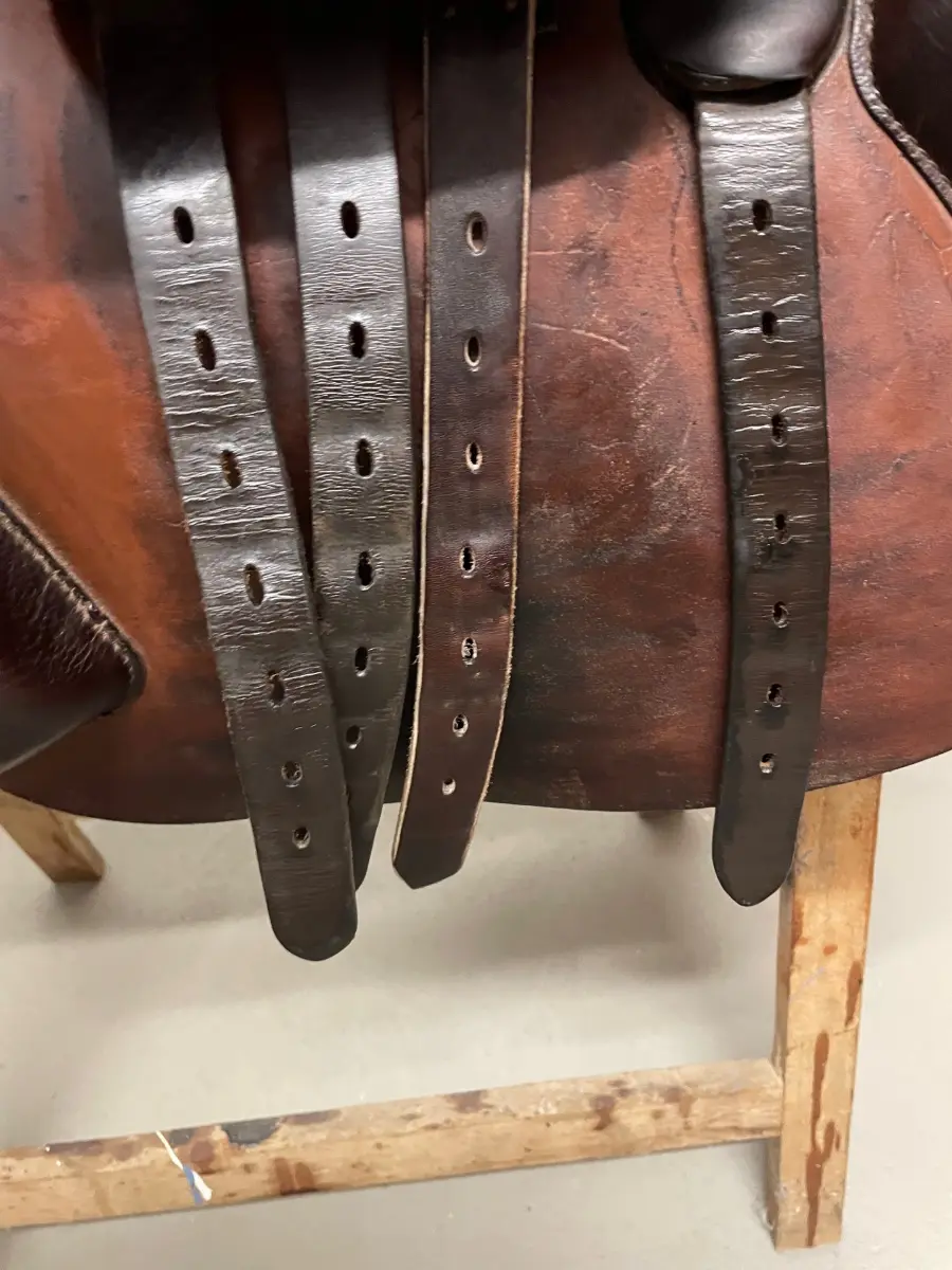 Amerigo Springsattel Peter Menet 17' – Vorschau 7